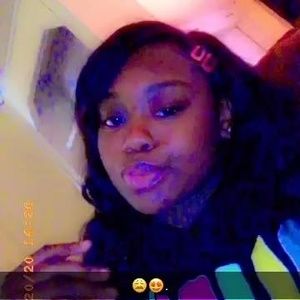 Meet your Posher, Victoria